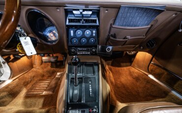 Chevrolet-Corvette-convertible-1972-White-Tan-39
