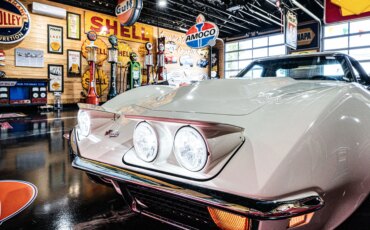 Chevrolet-Corvette-convertible-1972-White-Tan-52