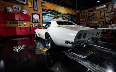 Chevrolet-Corvette-convertible-1972-White-Tan-8