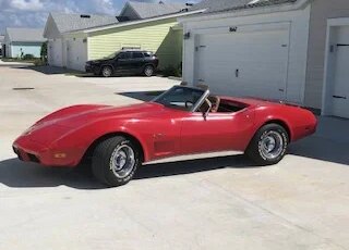 Chevrolet-Corvette-convertible-1975-Red-Tan-1