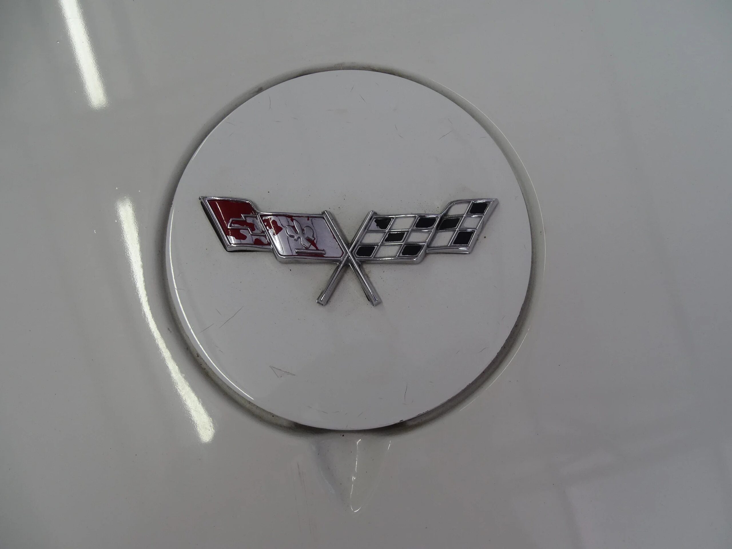 Chevrolet-Corvette-convertible-1977-White-Red-27