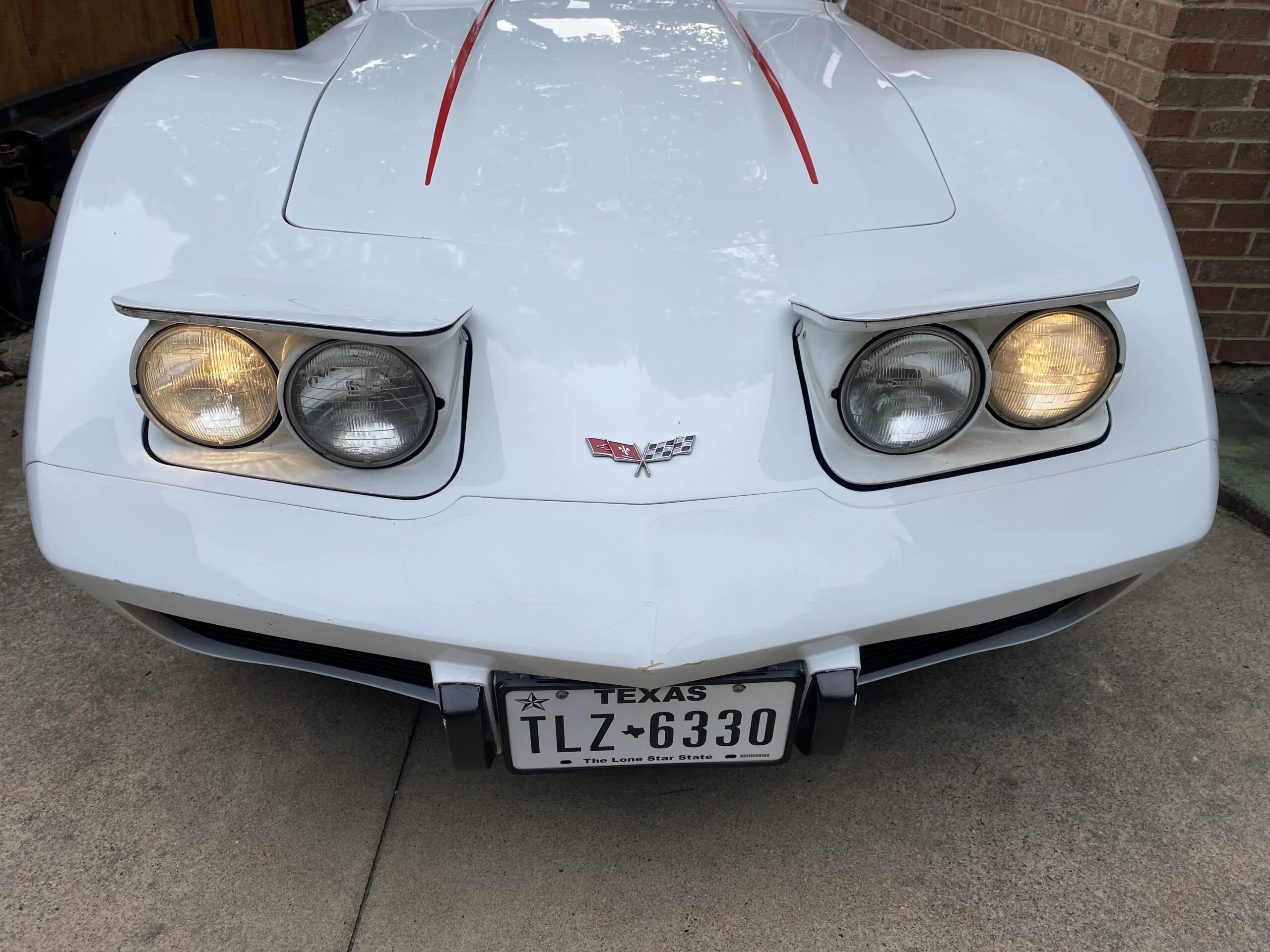 Chevrolet-Corvette-convertible-1979-White-Red-21