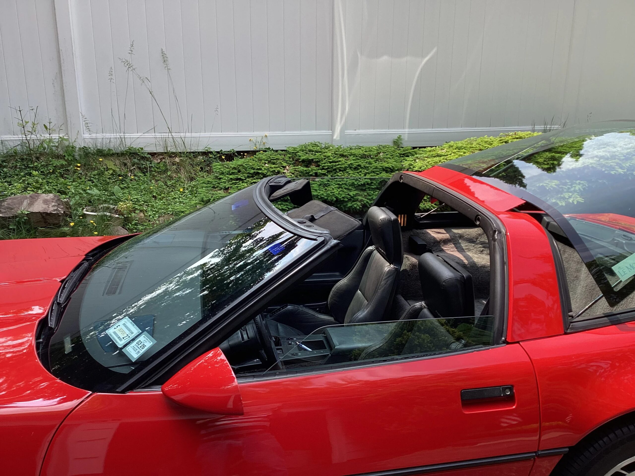 Chevrolet-Corvette-convertible-1985-Red-Black-4