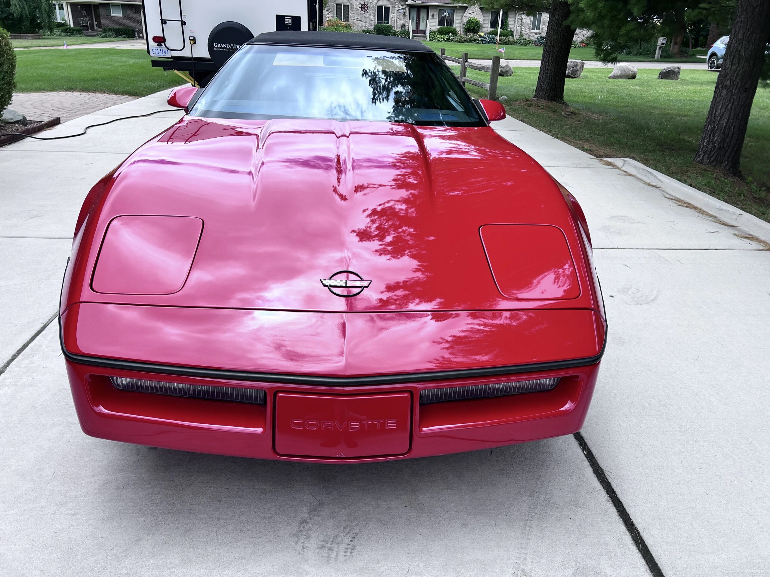 Chevrolet-Corvette-convertible-1986-Red-Black-3