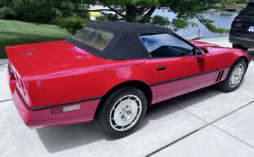 Chevrolet-Corvette-convertible-1986-Red-Black
