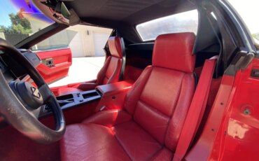 Chevrolet-Corvette-convertible-1986-Red-Red-17