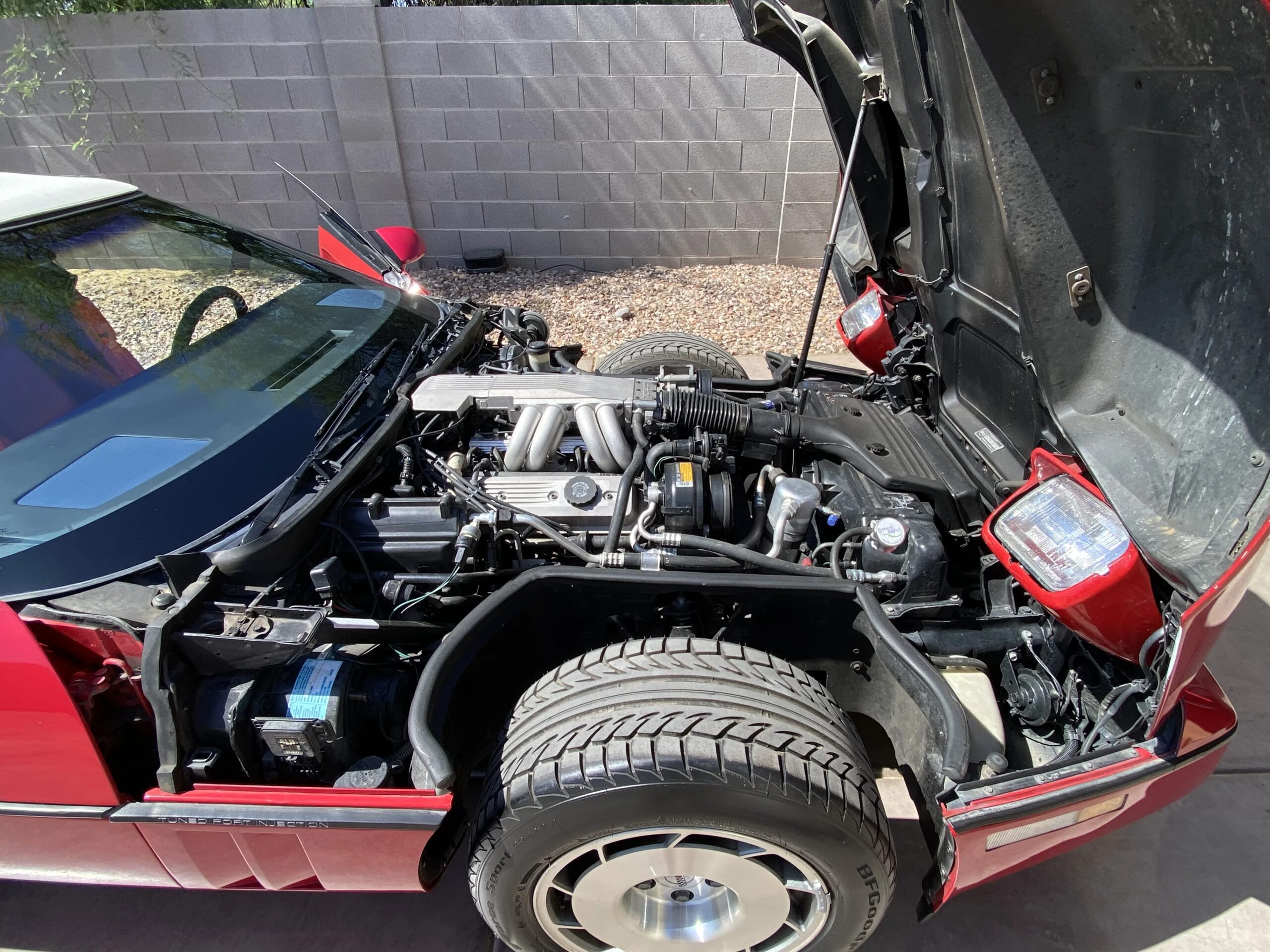 Chevrolet-Corvette-convertible-1986-Red-Red-2