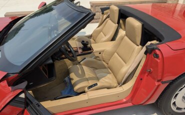 Chevrolet-Corvette-convertible-1986-Red-Tan-4