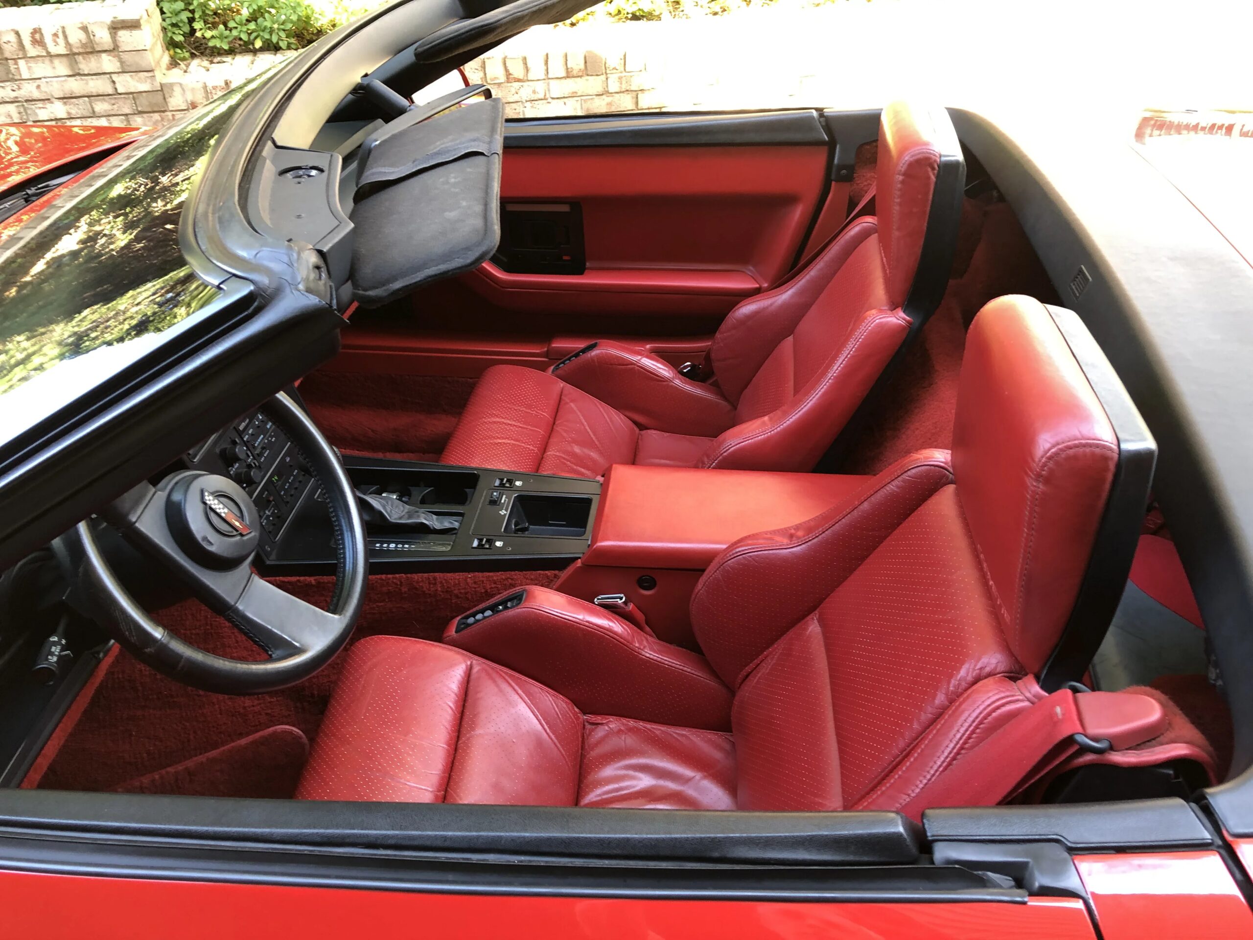 Chevrolet-Corvette-convertible-1987-Red-Red-2