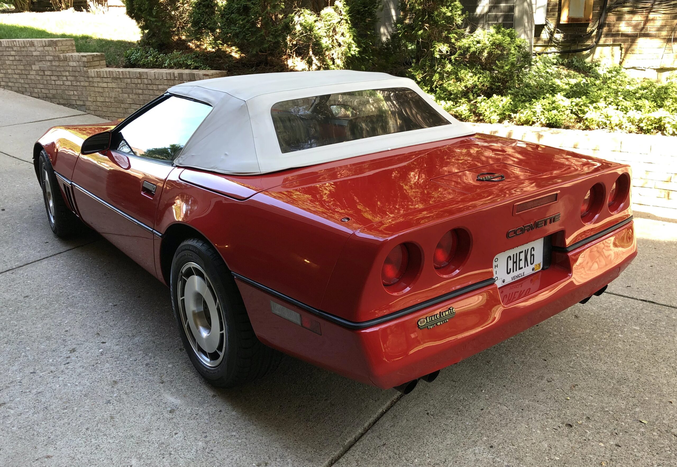 Chevrolet-Corvette-convertible-1987-Red-Red-7