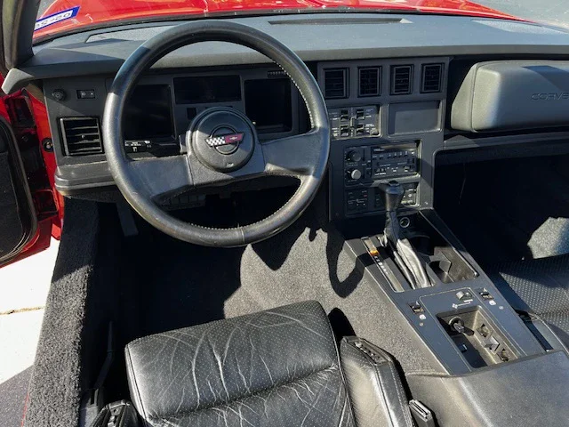 Chevrolet-Corvette-convertible-1988-Red-Black-10