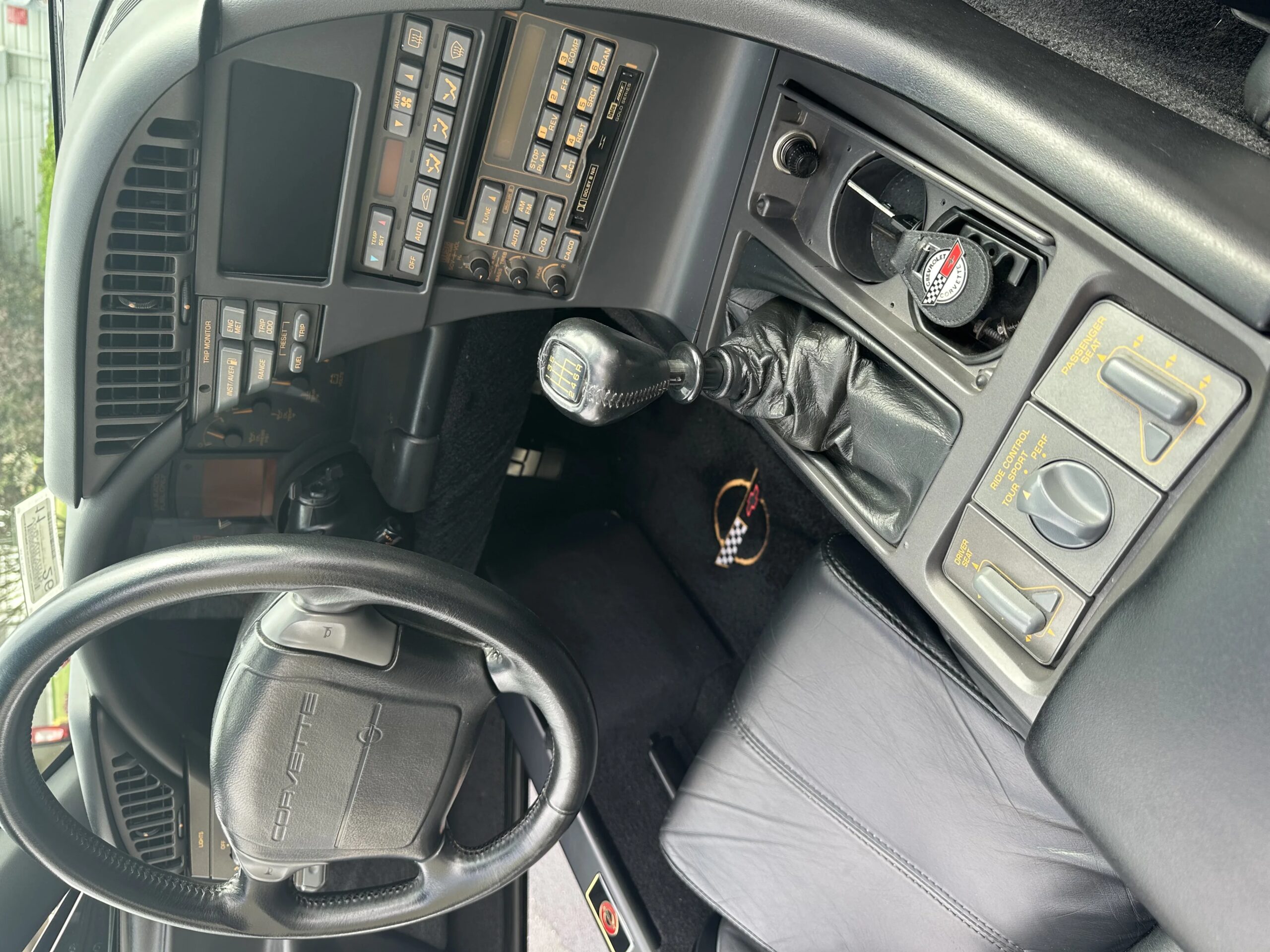 Chevrolet-Corvette-convertible-1991-Black-Black-17