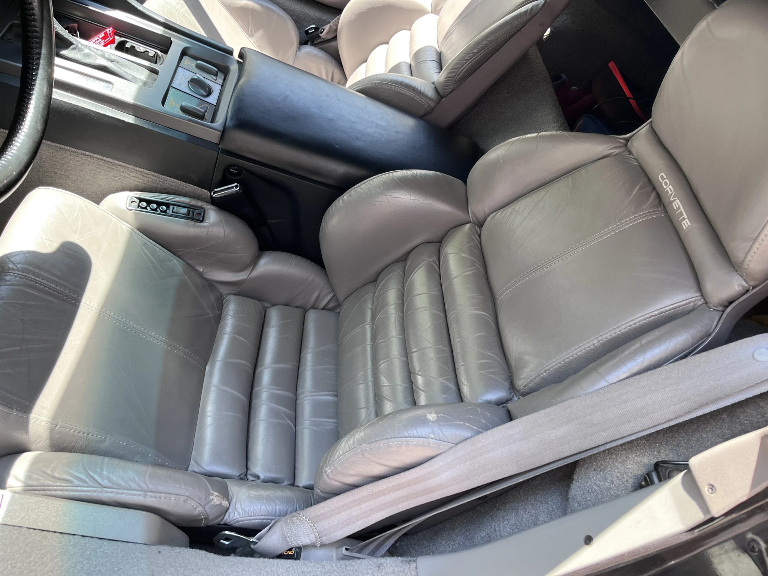 Chevrolet-Corvette-convertible-1991-Gray-Gray-1
