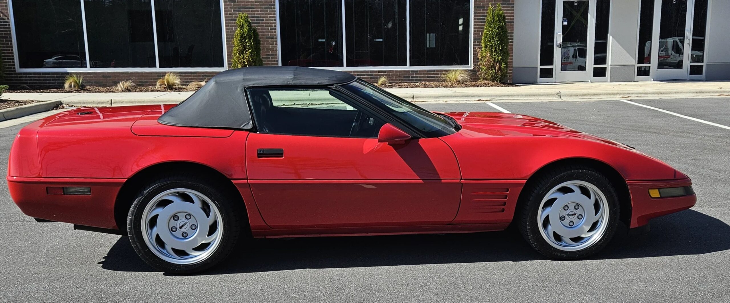 Chevrolet-Corvette-convertible-1991-Red-Black-25