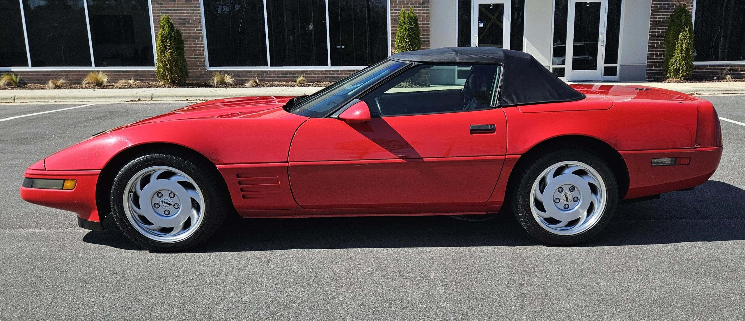 Chevrolet-Corvette-convertible-1991-Red-Black