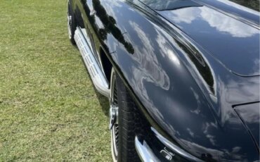 Chevrolet-Corvette-coupe-1966-Black-Black-2