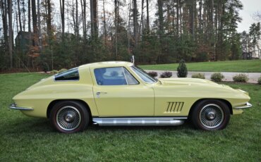 Chevrolet-Corvette-coupe-1967-Yellow-Black-4