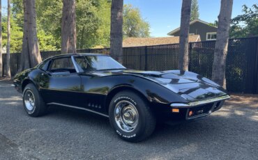 Chevrolet-Corvette-coupe-1968-Black-Black-10