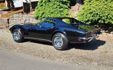 Chevrolet-Corvette-coupe-1968-Black-Black-4