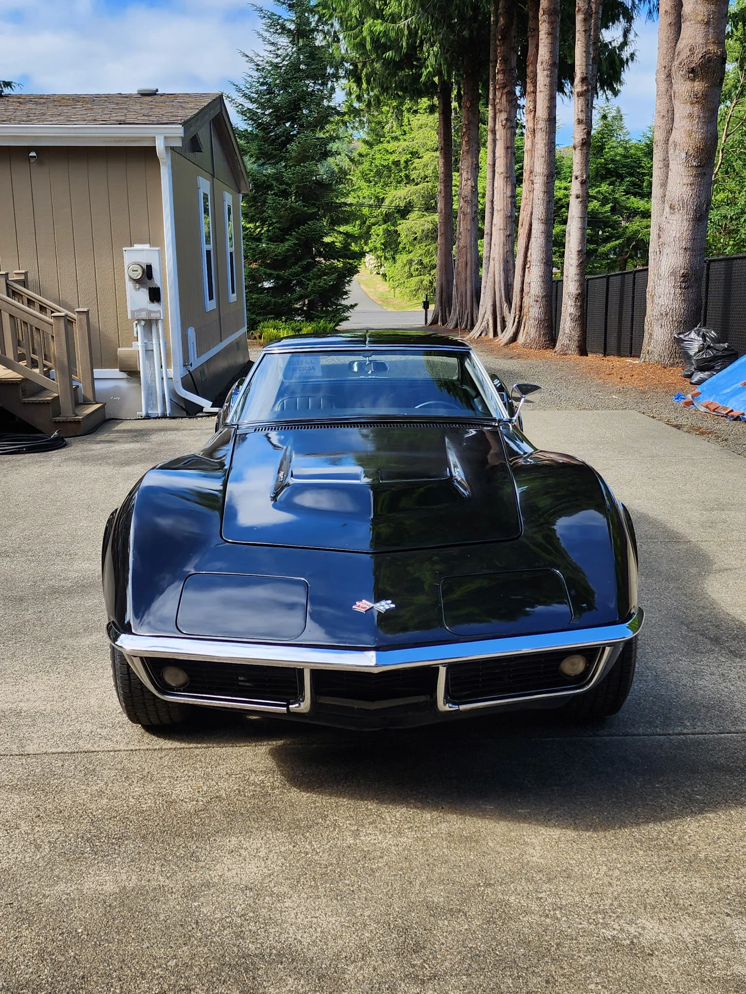 Chevrolet-Corvette-coupe-1968-Black-Black-5