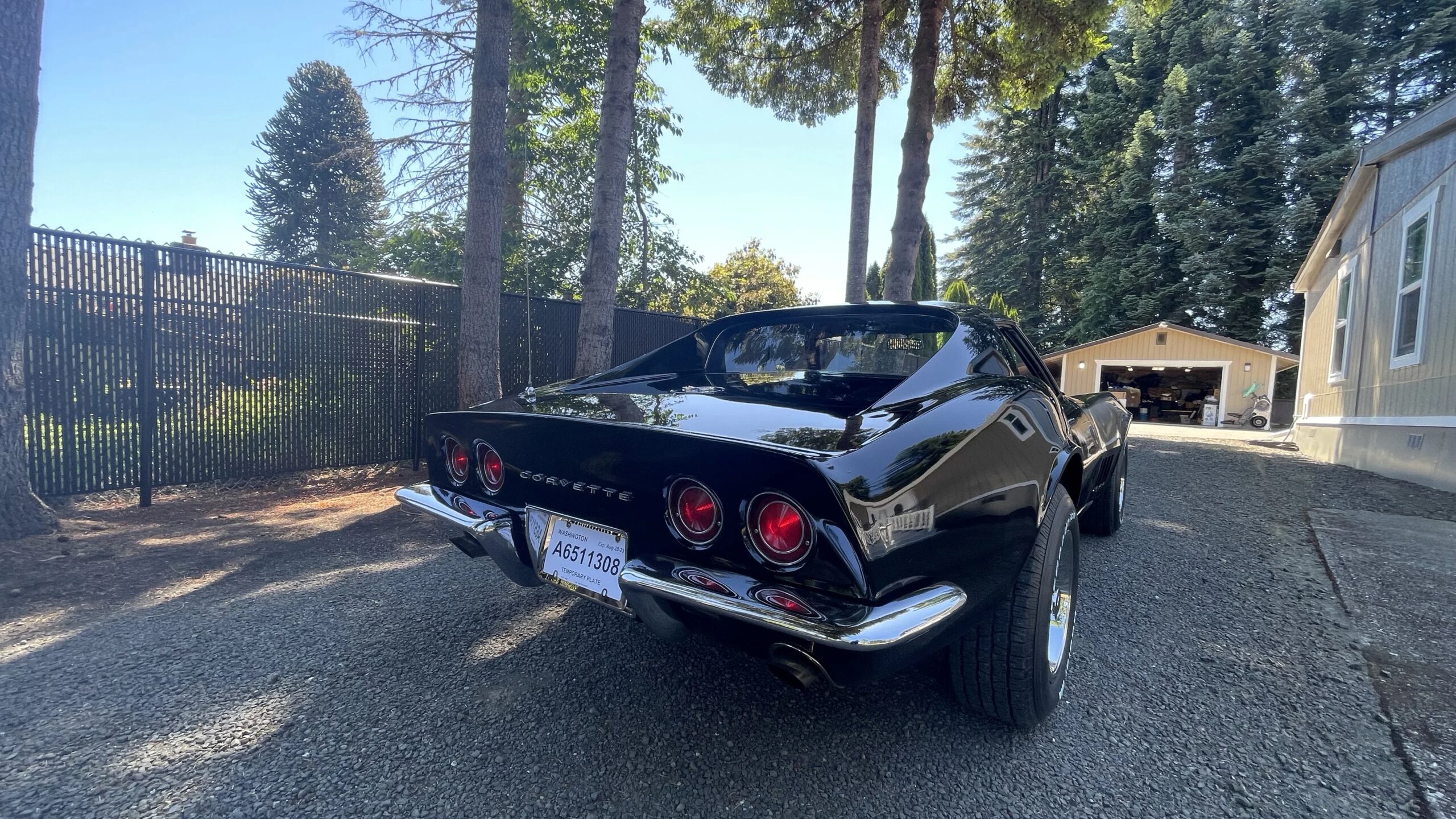 Chevrolet-Corvette-coupe-1968-Black-Black-9