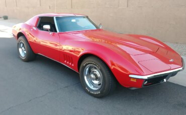 Chevrolet-Corvette-coupe-1968-Red-Black-12