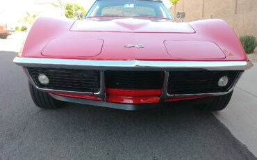 Chevrolet-Corvette-coupe-1968-Red-Black-47