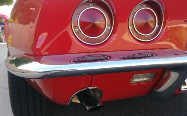 Chevrolet-Corvette-coupe-1968-Red-Black-49