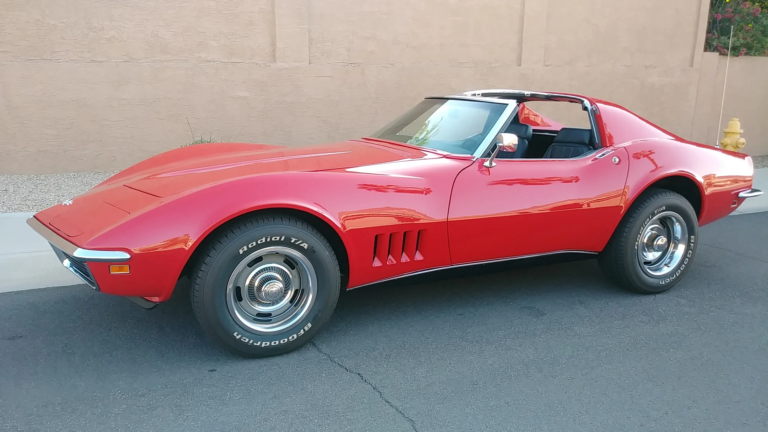 Chevrolet-Corvette-coupe-1968-Red-Black-67
