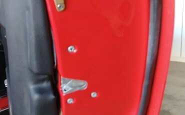 Chevrolet-Corvette-coupe-1968-Red-Black-7