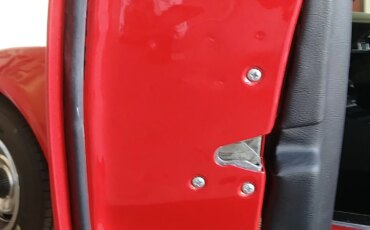 Chevrolet-Corvette-coupe-1968-Red-Black-73
