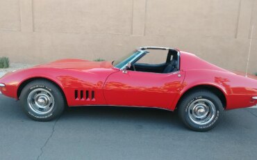 Chevrolet-Corvette-coupe-1968-Red-Black-9