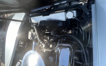 Chevrolet-Corvette-coupe-1968-Silver-Black-12