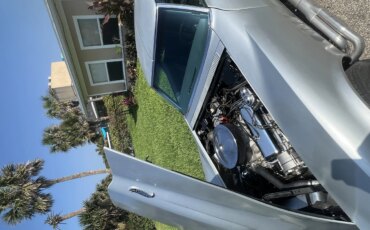 Chevrolet-Corvette-coupe-1968-Silver-Black-13