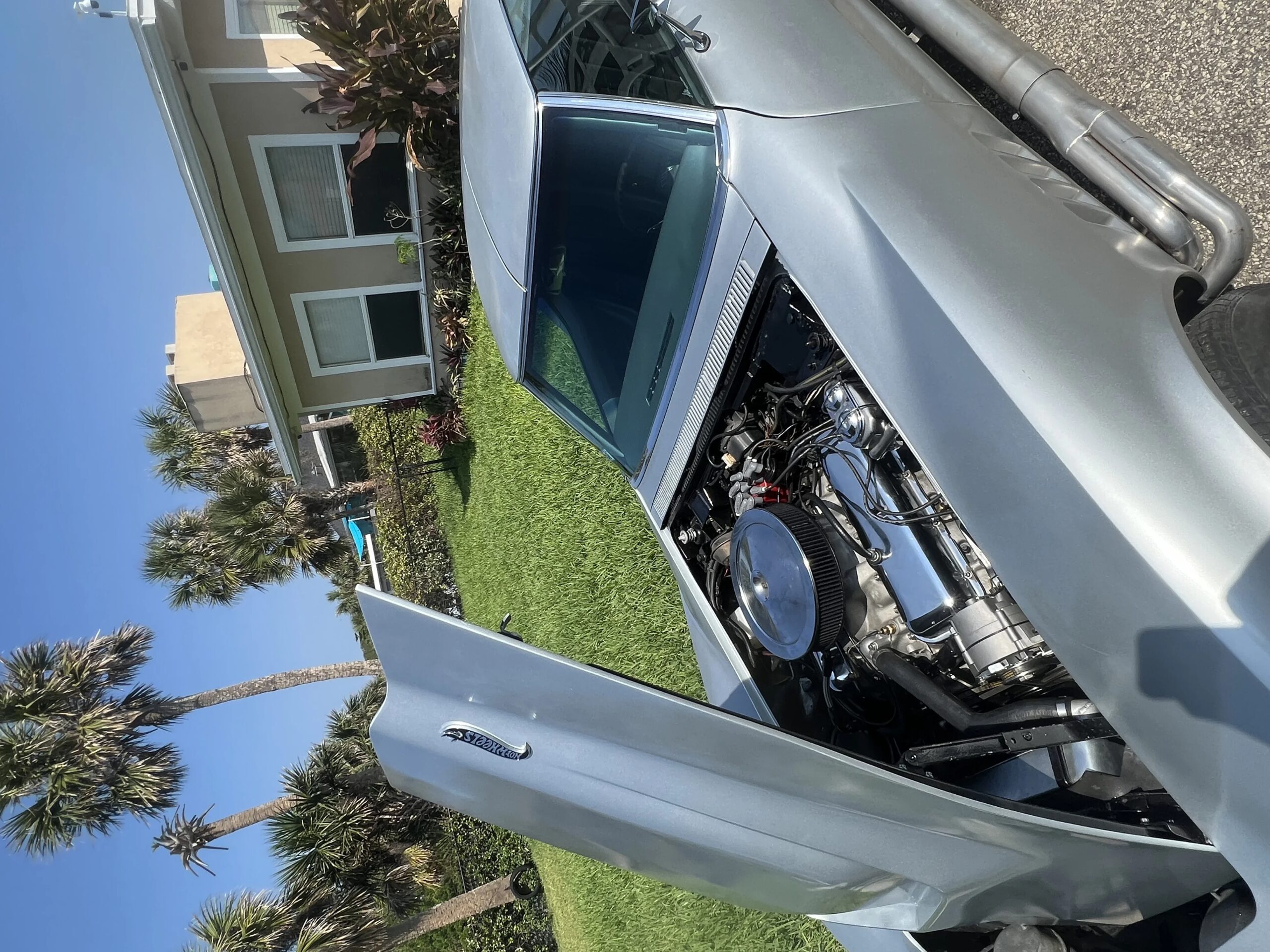 Chevrolet-Corvette-coupe-1968-Silver-Black-13