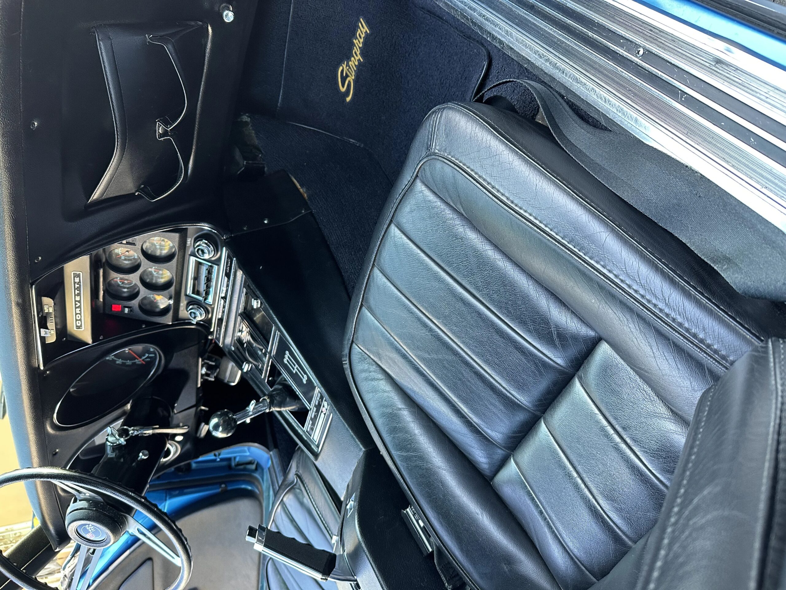 Chevrolet-Corvette-coupe-1969-Blue-Black-22