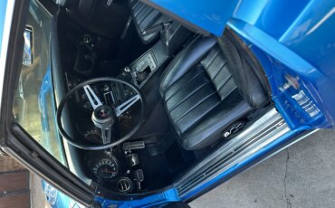 Chevrolet-Corvette-coupe-1969-Blue-Black-6