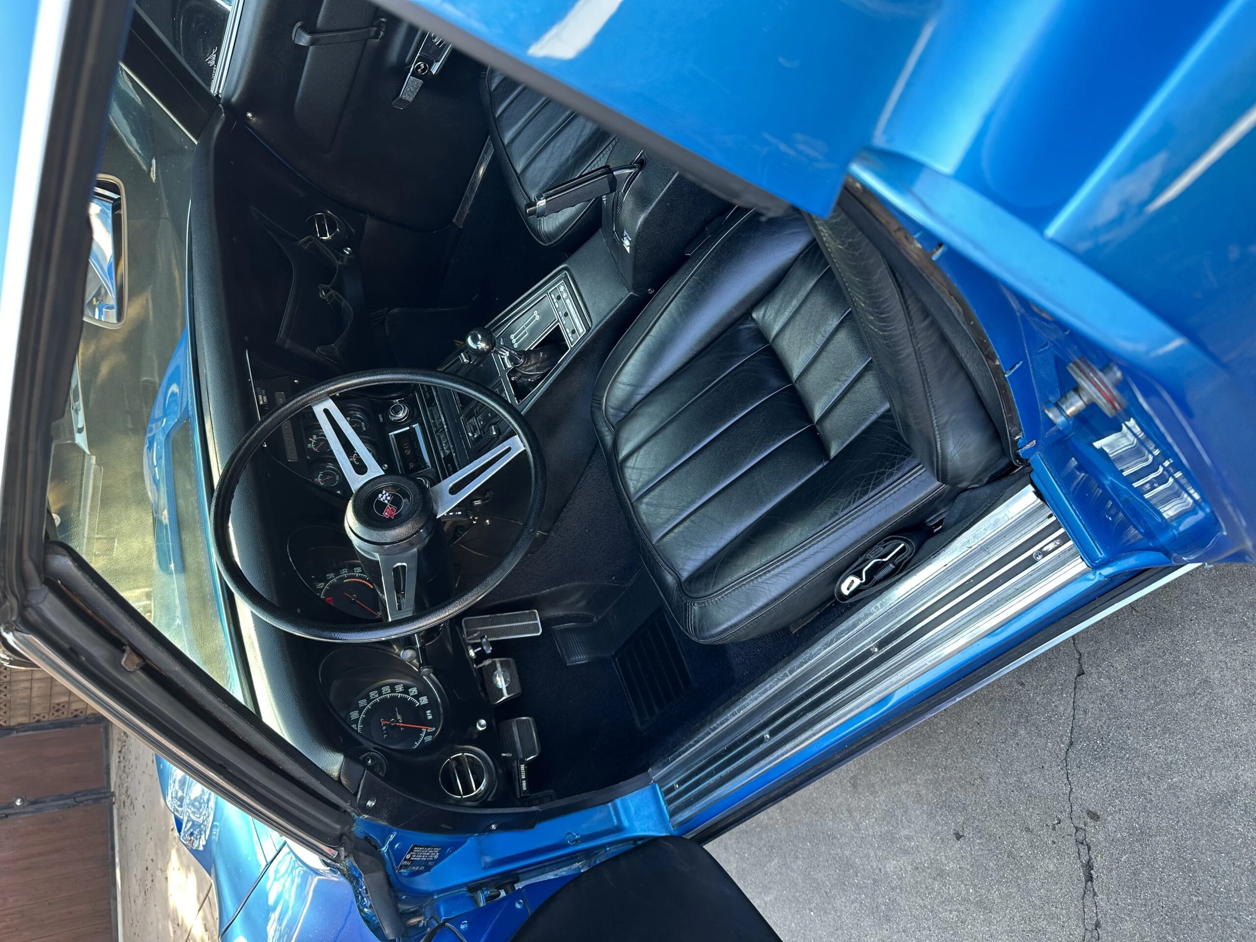 Chevrolet-Corvette-coupe-1969-Blue-Black-6