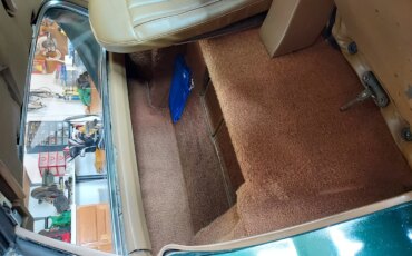 Chevrolet-Corvette-coupe-1969-Medium-Saddle-14