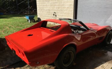 Chevrolet-Corvette-coupe-1969-Red-Black-3