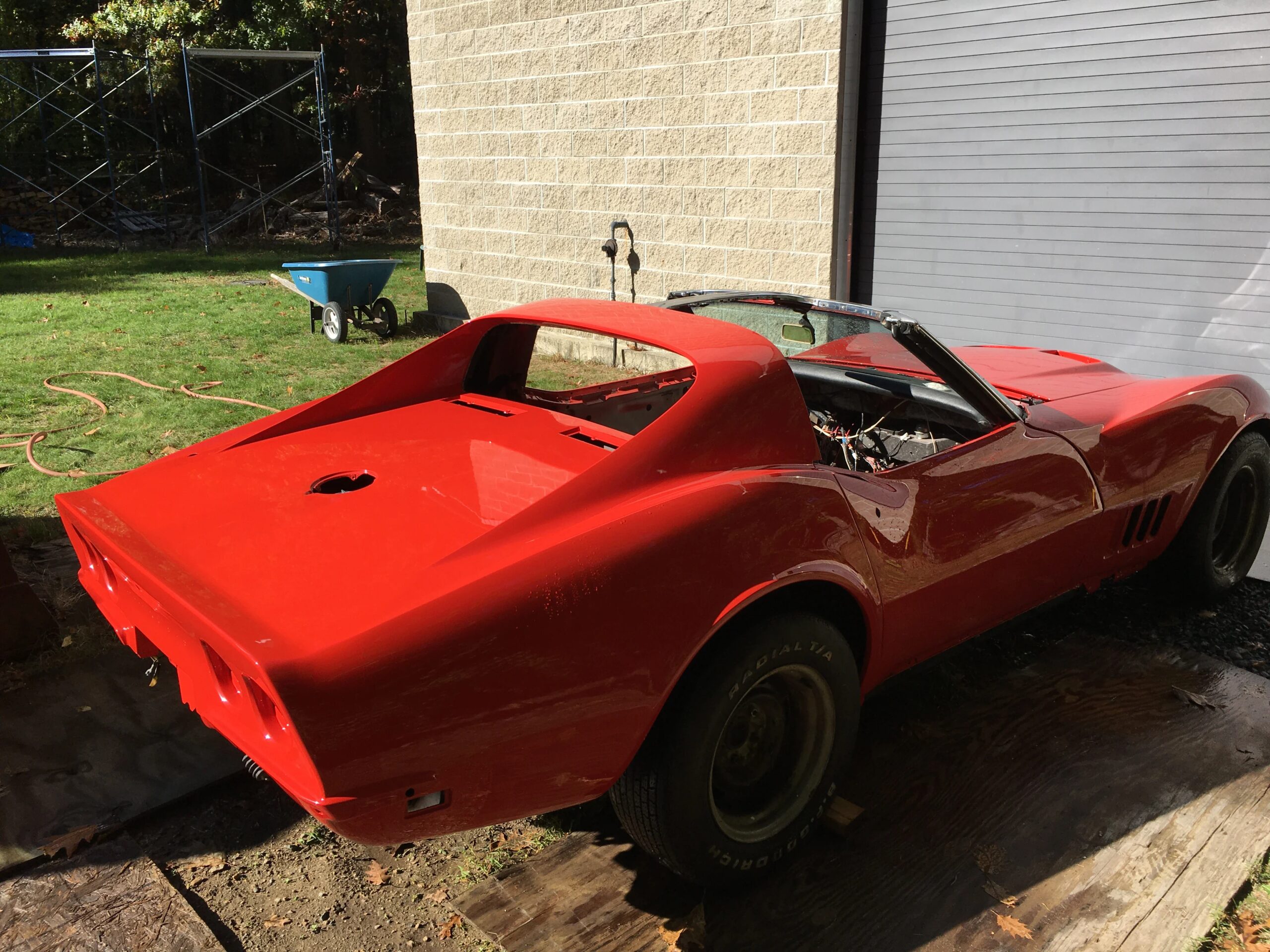 Chevrolet-Corvette-coupe-1969-Red-Black-3