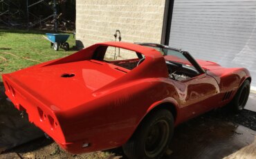 Chevrolet-Corvette-coupe-1969-Red-Black