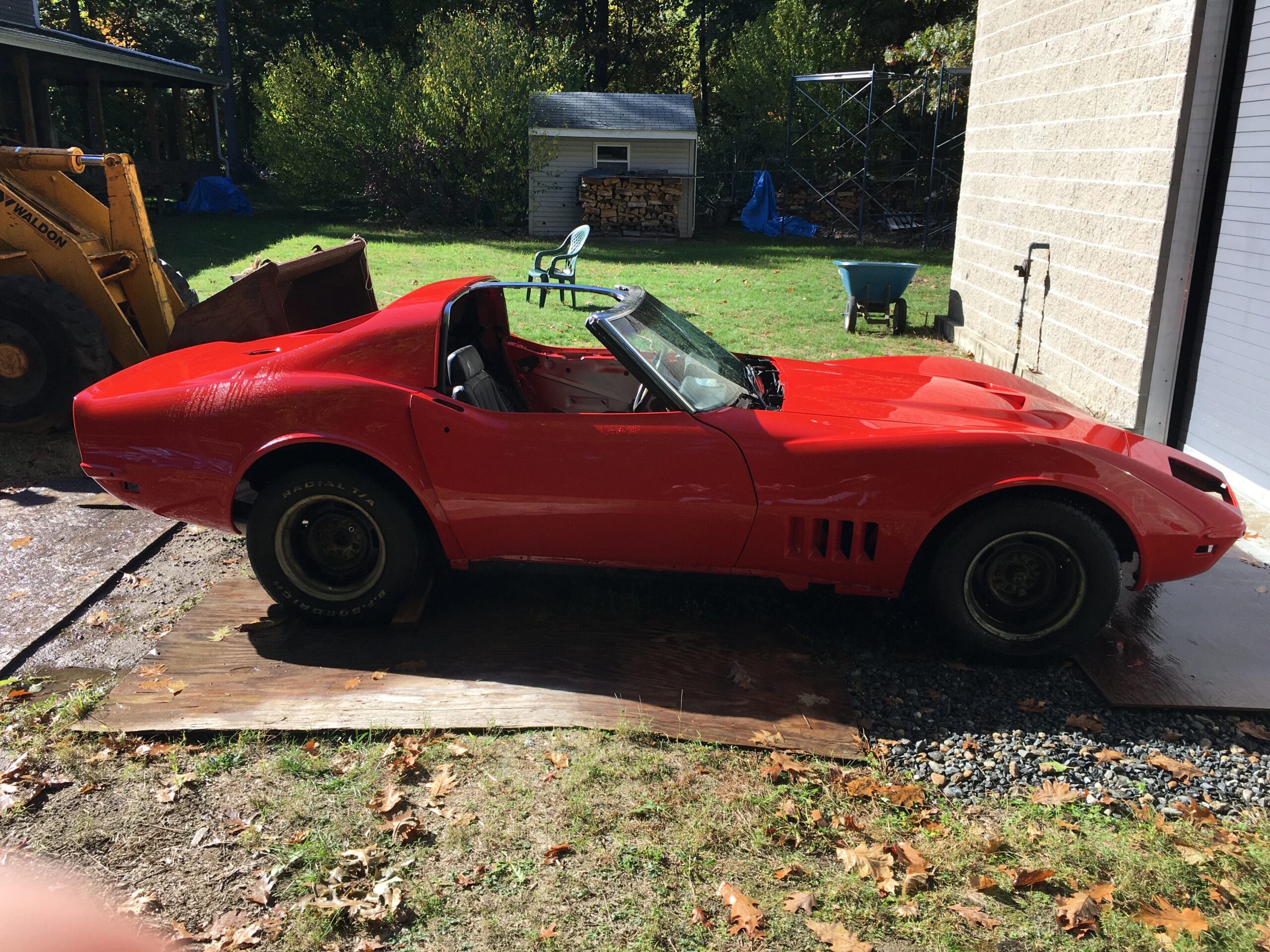 Chevrolet-Corvette-coupe-1969-Red-Black-4