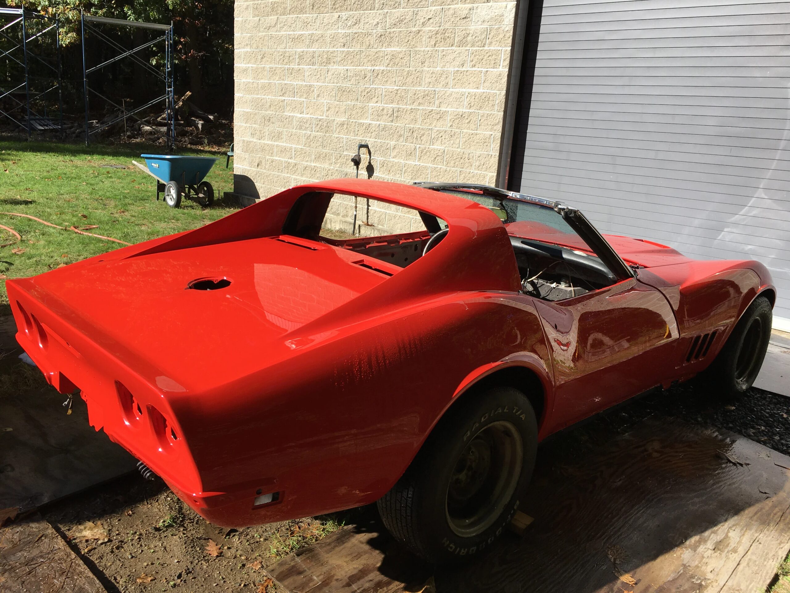 Chevrolet-Corvette-coupe-1969-Red-Black