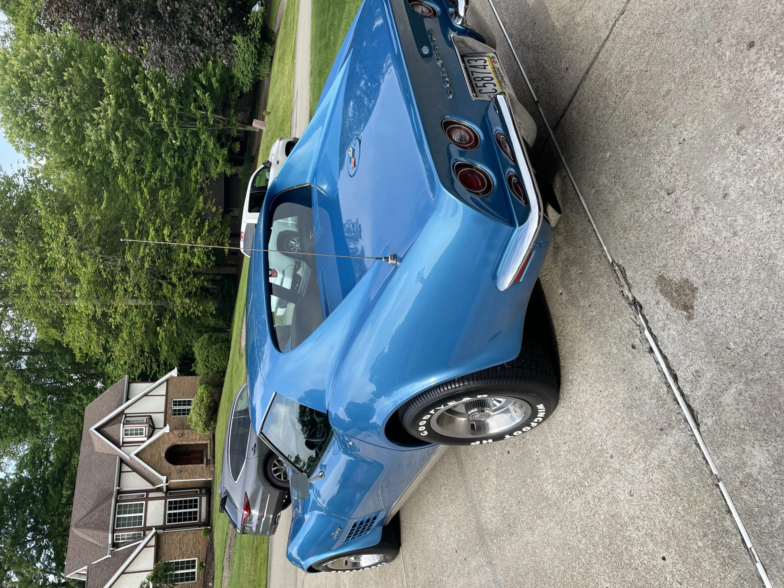 Chevrolet-Corvette-coupe-1970-Blue-Black