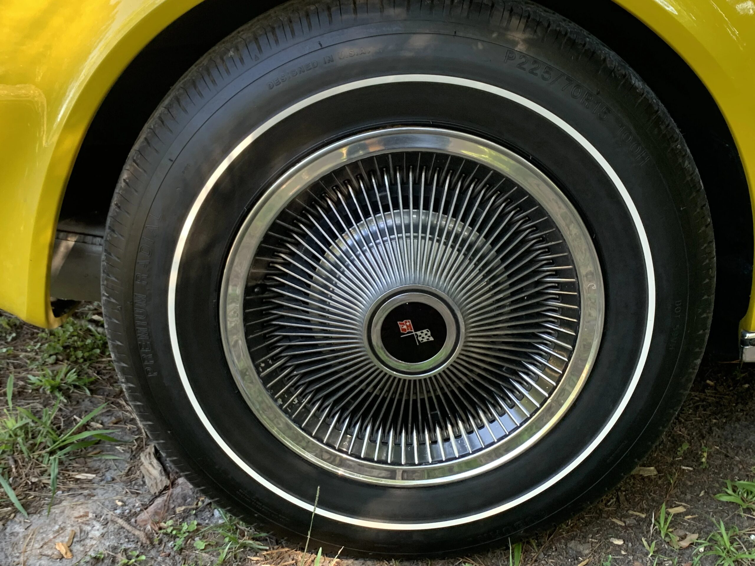 Chevrolet-Corvette-coupe-1971-Yellow-Black-24