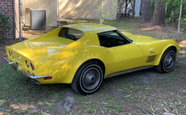 Chevrolet-Corvette-coupe-1971-Yellow-Black-34