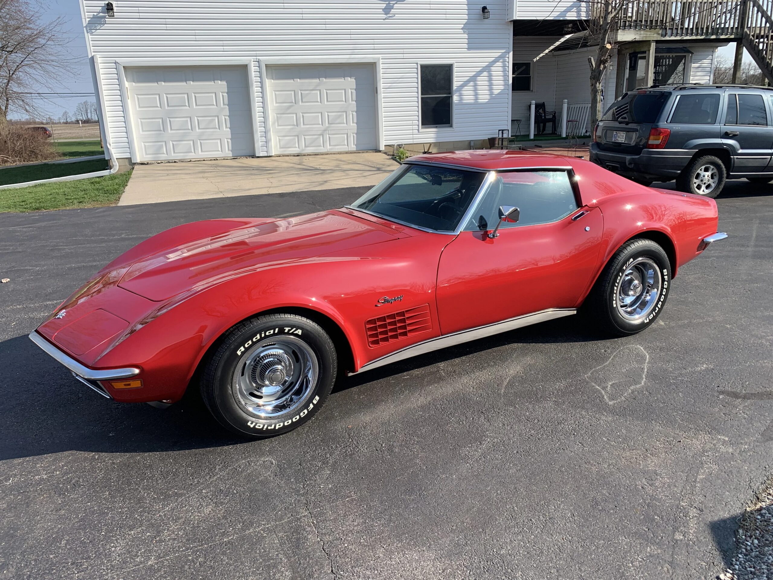 Chevrolet-Corvette-coupe-1972-Red-Black-16