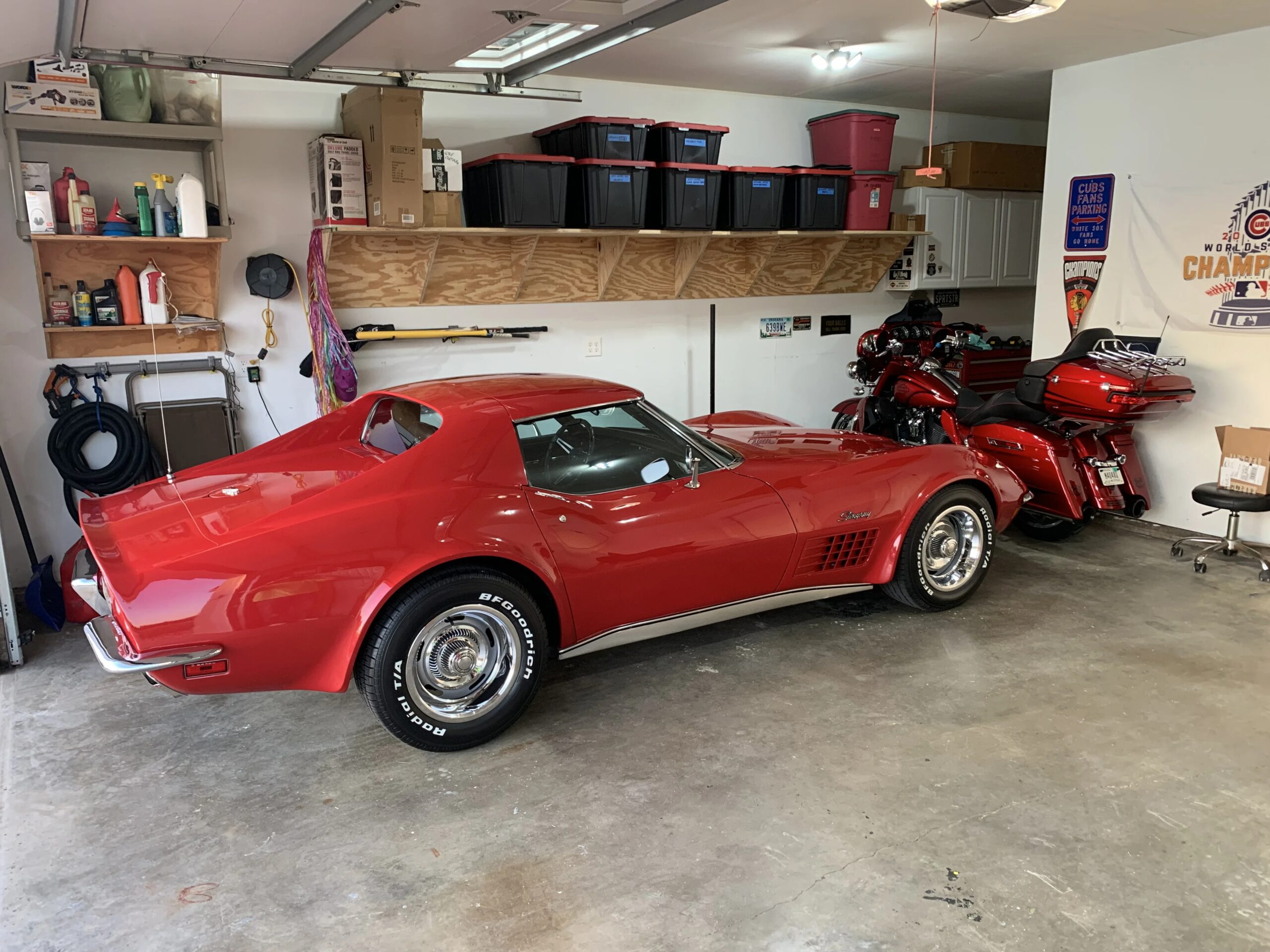 Chevrolet-Corvette-coupe-1972-Red-Black-3