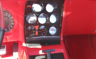 Chevrolet-Corvette-coupe-1972-Red-Red-6